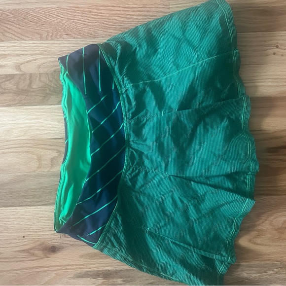 lululemon athletica Dresses & Skirts - Lululemon tennis skirt